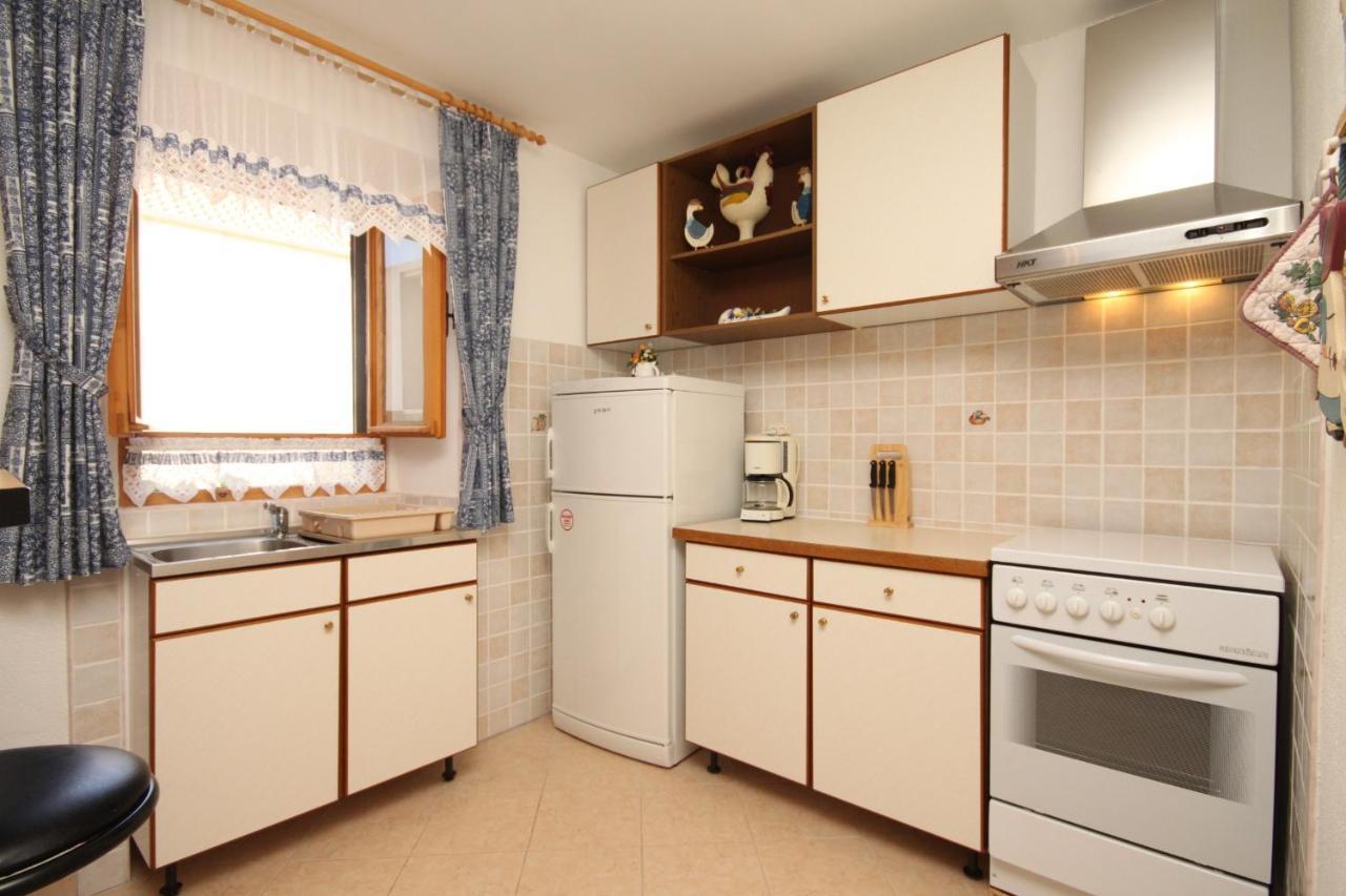 Apartments With A Parking Space Sali, Dugi Otok - 8084 Zewnętrze zdjęcie
